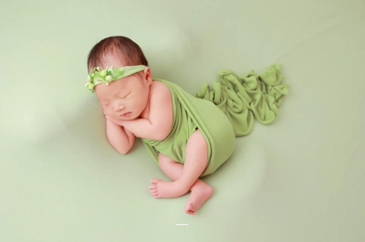 海宁5个月的宝宝可以坐吗 海宁5个月的宝宝可以坐吗